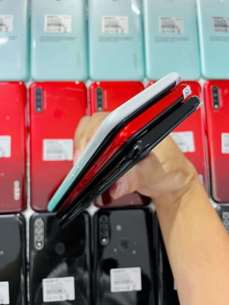Điện thoại thông minh giá rẻ OPPO A31